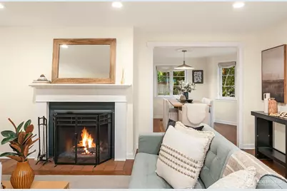 10944 23rd Avenue NE, Seattle, WA 98125 - Photo 5