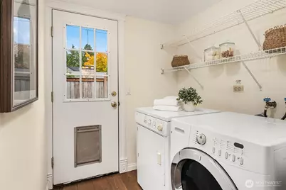 10944 23rd Avenue NE, Seattle, WA 98125 - Photo 27
