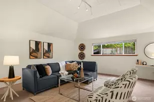 10944 23rd Ave NE, Seattle, WA 98125 - Photo 33