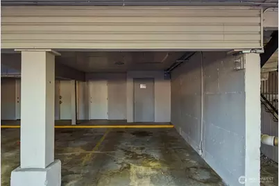 14527 NE 40th Street #G105, Bellevue, WA 98007 - Photo 33