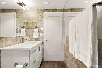 14527 NE 40th Street #G105, Bellevue, WA 98007 - Photo 27