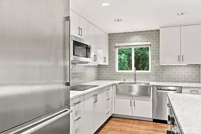 14527 NE 40th Street #G105, Bellevue, WA 98007 - Photo 9