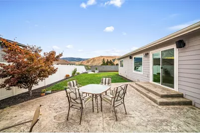 525 S Iowa Avenue, East Wenatchee, WA 98802 - Photo 23