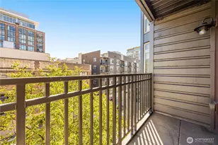 159 Denny Wy, Seattle, WA 98109 - Photo 21