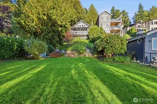 11545 Holmes Point Dr NE, Kirkland, WA 98034 - Photo 21