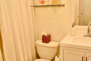 321 Bellevue Way SE, Bellevue, WA 98004 - Photo 15