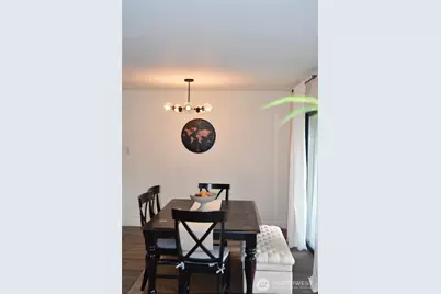 321 Bellevue Way SE #202, Bellevue, WA 98004 - Photo 9