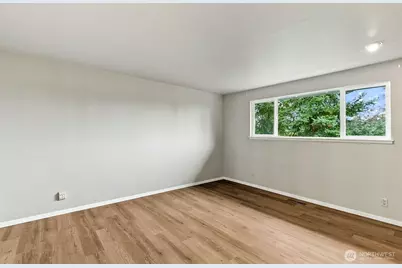 15862 36th Avenue NE, Seattle, WA 98155 - Photo 11