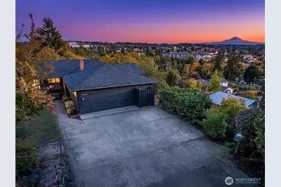 21304 5th Avenue S, Des Moines, WA 98198 - Photo 1