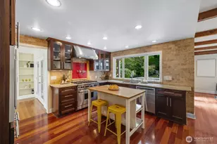 7301 53rd Ave NE, Seattle, WA 98115 - Photo 9