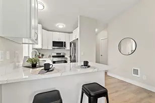 1101 37th St SE, Auburn, WA 98002 - Photo 9