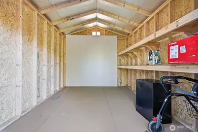 905 Cody Street SE, Rainier, WA 98576 - Photo 35