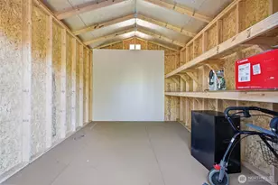 905 Cody St SE, Rainier, WA 98576 - Photo 35