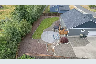 905 Cody Street SE, Rainier, WA 98576 - Photo 3