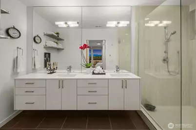 431 26th Avenue E, Seattle, WA 98112 - Photo 21