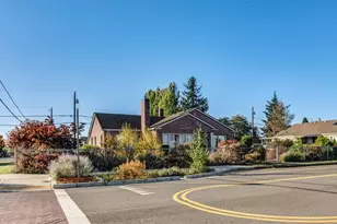 1726 2nd St, Marysville, WA 98270 - Photo 3