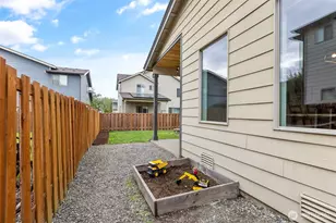 377 S Sergeant St, Buckley, WA 98321 - Photo 35