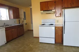 601 W Anderson St, Elma, WA 98541 - Photo 13
