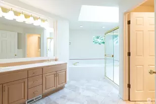 16410 SE 56th Pl, Bellevue, WA 98006 - Photo 15
