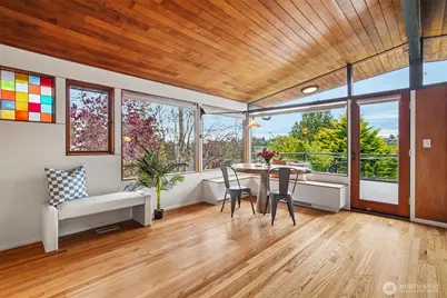 3611 30th Avenue W, Seattle, WA 98199 - Photo 5