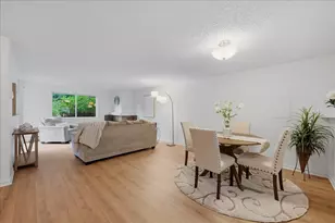 1731 157th Ave NE, Bellevue, WA 98008 - Photo 3