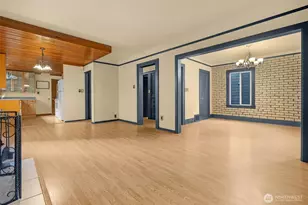 3005 3rd Ave W, Seattle, WA 98119 - Photo 7