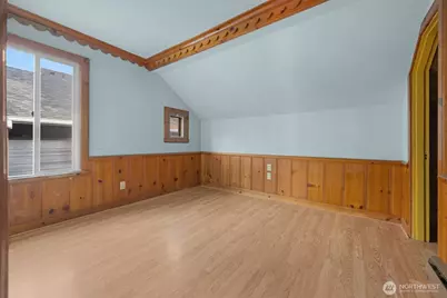 3005 3rd Avenue W, Seattle, WA 98119 - Photo 25