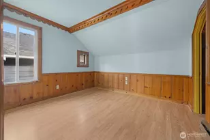 3005 3rd Ave W, Seattle, WA 98119 - Photo 25