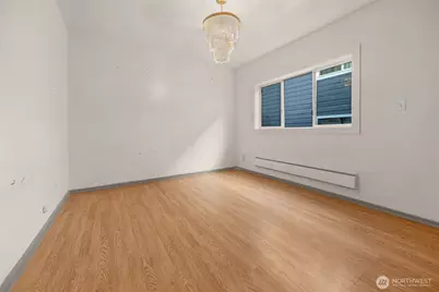 3005 3rd Avenue W, Seattle, WA 98119 - Photo 11