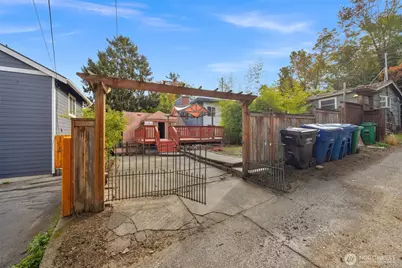 3005 3rd Avenue W, Seattle, WA 98119 - Photo 29