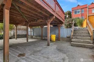 3005 3rd Ave W, Seattle, WA 98119 - Photo 31