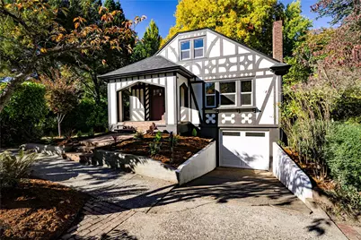 702 11th Avenue SE, Olympia, WA 98501 - Photo 1