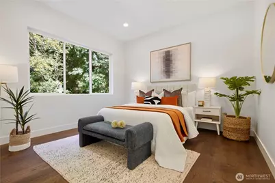 13344 SE Newport Way, Bellevue, WA 98006 - Photo 9