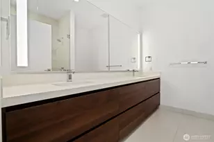 188 Bellevue Way NE, Bellevue, WA 98004 - Photo 23