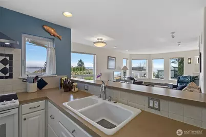 5726 Nakat Way, Blaine, WA 98230 - Photo 9
