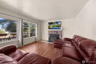 1516 Rainier Ave, Everett, WA 98201 - Photo 5