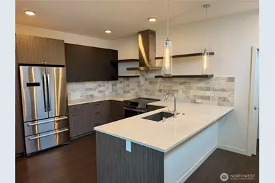 2573 13th Avenue W, Seattle, WA 98119 - Photo 3
