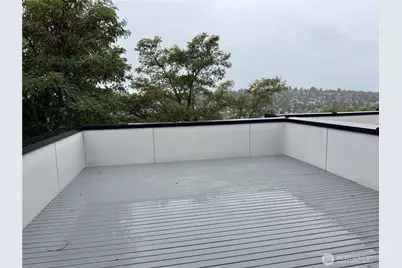 2573 13th Avenue W, Seattle, WA 98119 - Photo 29