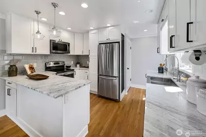 647 NW 51st Street, Seattle, WA 98107 - Photo 9