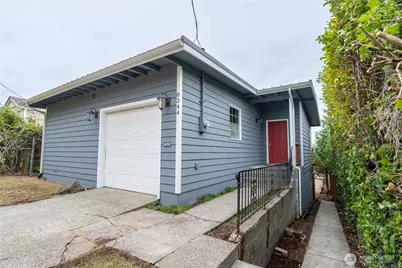 8344 Beacon Avenue S, Seattle, WA 98118 - Photo 1
