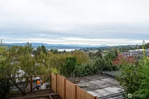 8344 Beacon Ave S, Seattle, WA 98118 - Photo 25