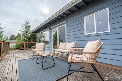 8344 Beacon Avenue S, Seattle, WA 98118 - Photo 23