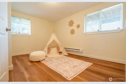 8344 Beacon Avenue S, Seattle, WA 98118 - Photo 17
