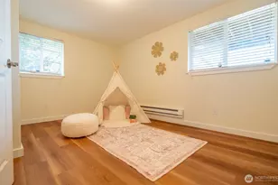 8344 Beacon Ave S, Seattle, WA 98118 - Photo 17