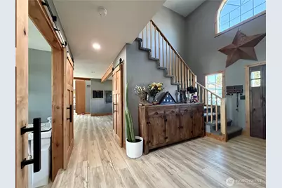915 W Edgewater Lane, Moses Lake, WA 98837 - Photo 13