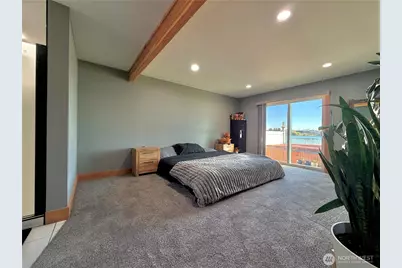 915 W Edgewater Lane, Moses Lake, WA 98837 - Photo 15
