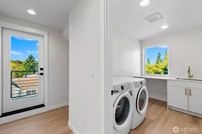 725 N 88th Street #A, Seattle, WA 98103 - Photo 21