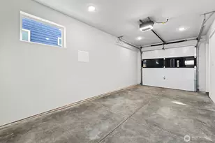 725 N 88th St, Seattle, WA 98103 - Photo 33