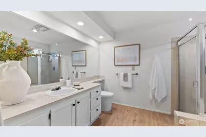 11426 SE 67th Place, Bellevue, WA 98006 - Photo 17
