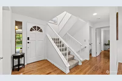 11426 SE 67th Place, Bellevue, WA 98006 - Photo 3